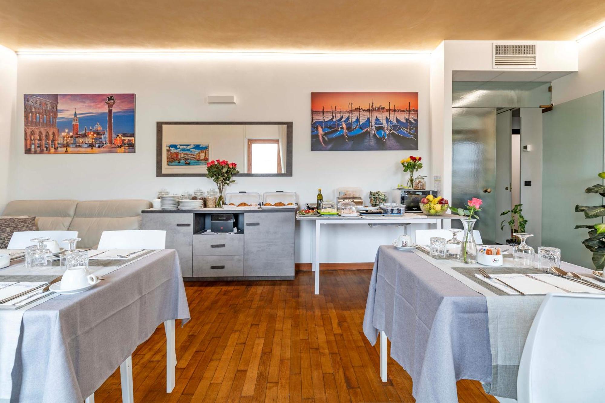 Bed & Breakfast Venice Friends Mestre Exteriör bild