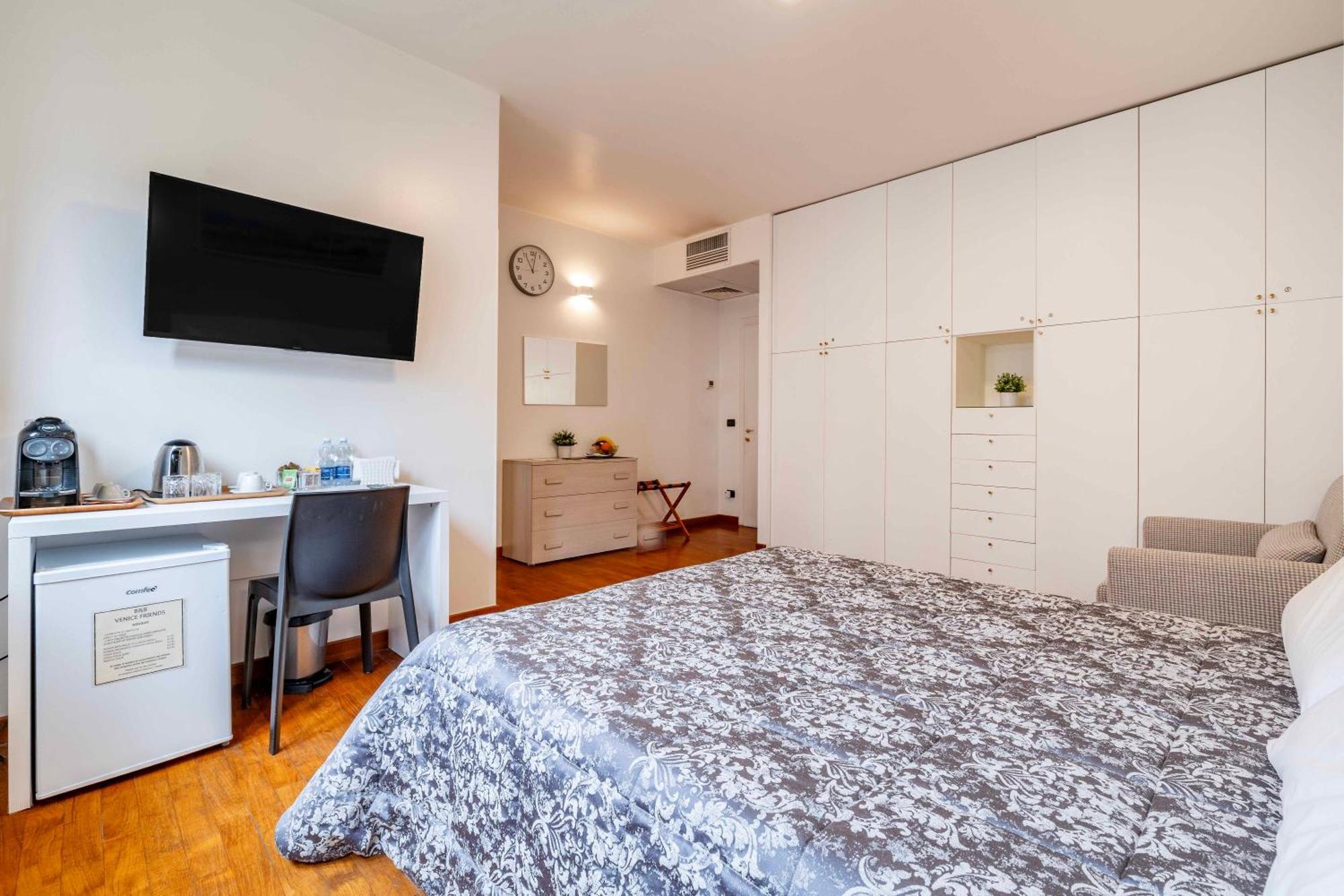 Bed & Breakfast Venice Friends Mestre Exteriör bild